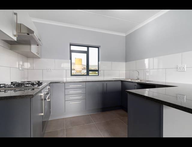 1 BEDROOM APARTMENT SOLD IN BURGUNDY ESTATE